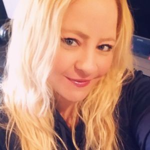 Meet your Posher, Donnamarie